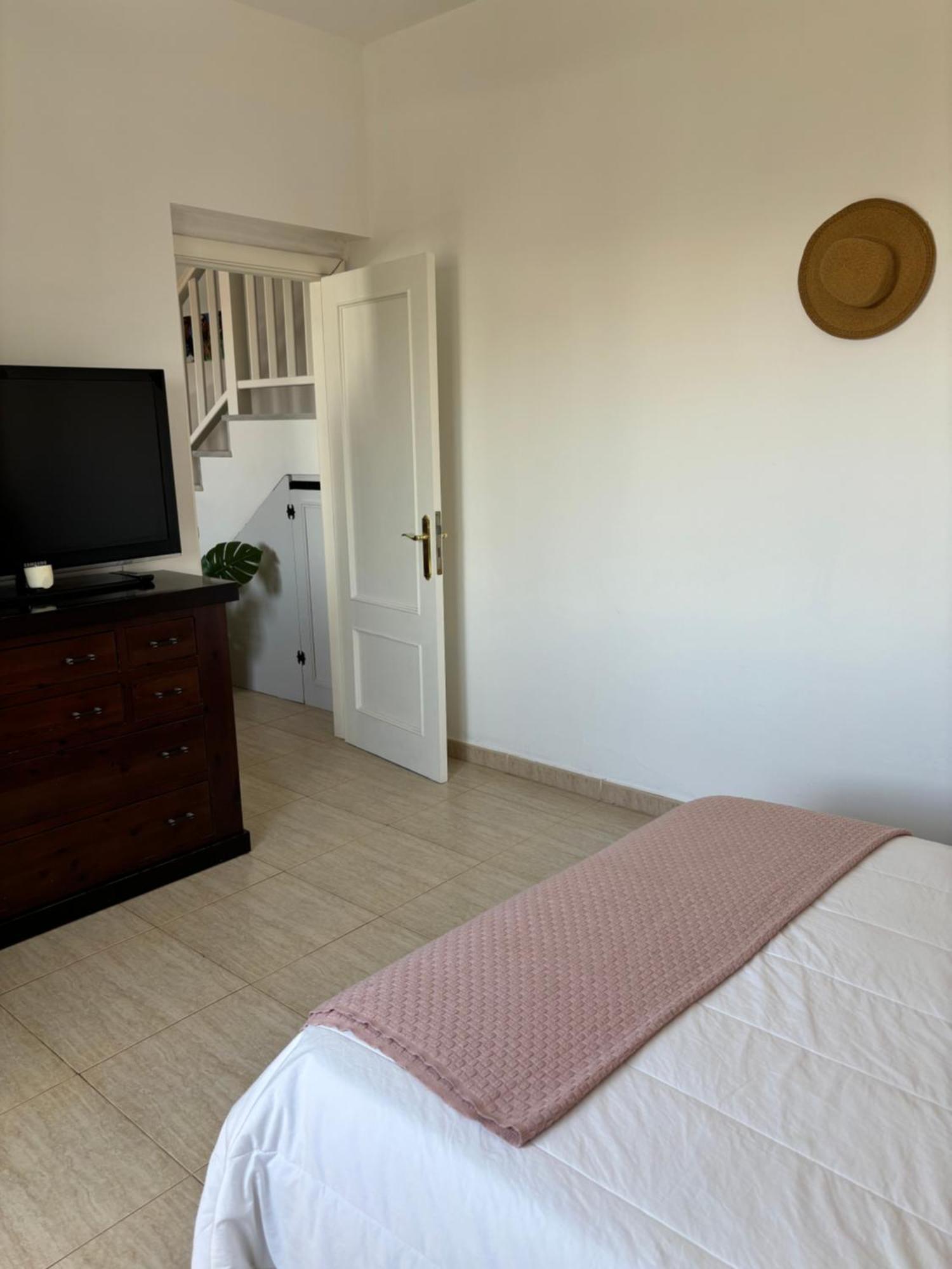 Casa Amplia Y Moderna De 3 Habitaciones En Complejo Con Piscina Коста-Тегисе Экстерьер фото